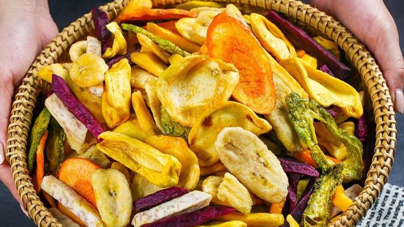 Nên mua gì ở Việt Nam đem qua Mỹ tặng cho người thân?